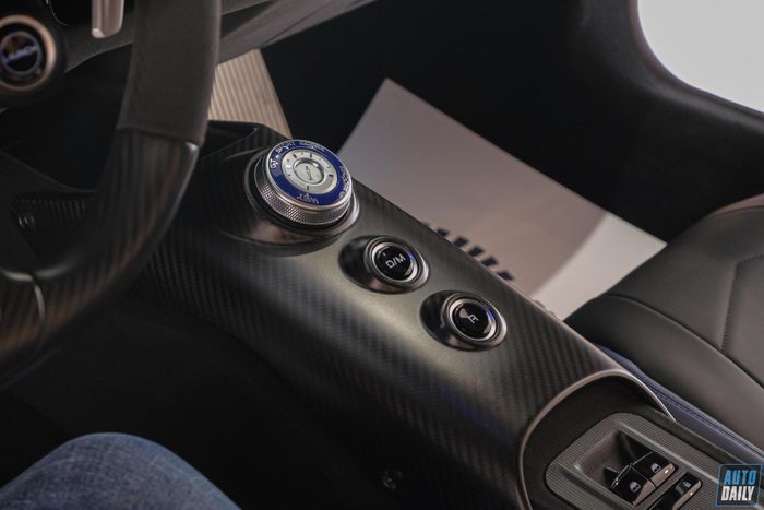 Maserati MC20 chính thức về Việt Nam, có giá bán vượt 16 tỷ đồng Maserati MC20 (14).jpg