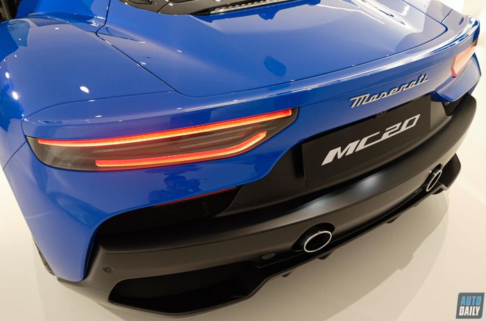 Maserati MC20 chính hãng đầu tiên tại Việt Nam, có giá bán hơn 16 tỷ đồng Maserati MC20 (9).jpg