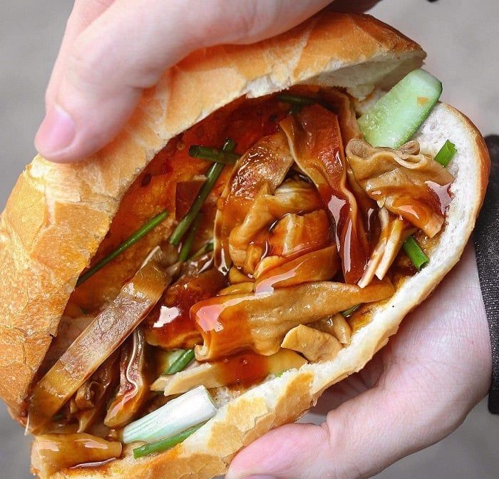 Bánh mì ngon Sài Gòn