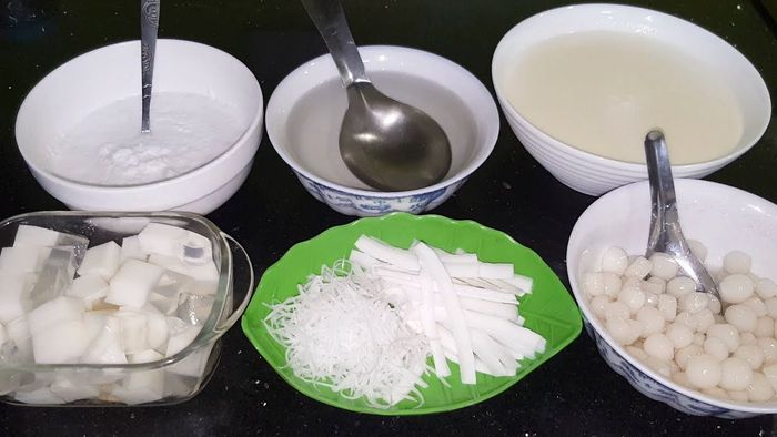 Khám phá bí quyết làm dừa dầm Hải Phòng vừa đơn giản vừa ngon