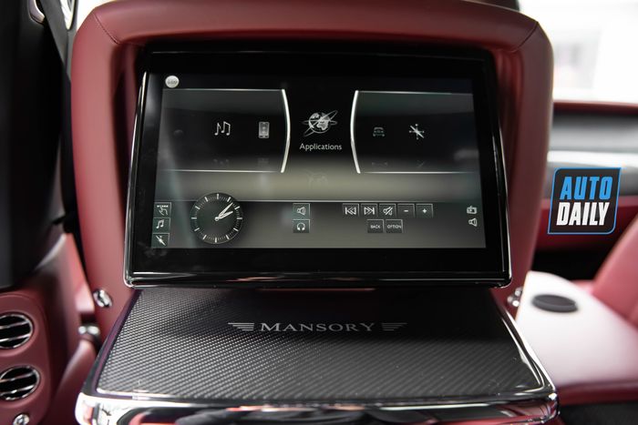 Khám phá chiếc Rolls-Royce Cullinan độ Mansory màu trắng duy nhất tại Việt Nam rolls-royce-cullinan-mansory-Mytour-29.JPG