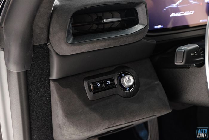 Maserati MC20 chính hãng ra mắt tại Việt Nam, có giá bán vượt qua mốc 16 tỷ đồng Maserati MC20 (11).jpg