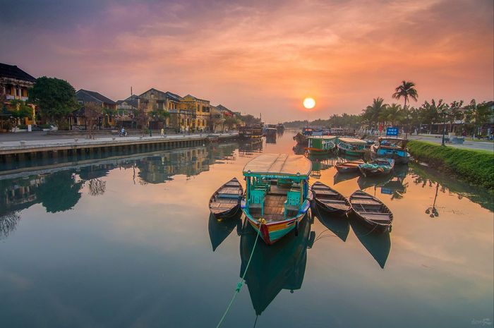 Khám phá đầy đủ vẻ đẹp yên bình của Phố cổ Hội An với những trải nghiệm du lịch tự túc tuyệt vời