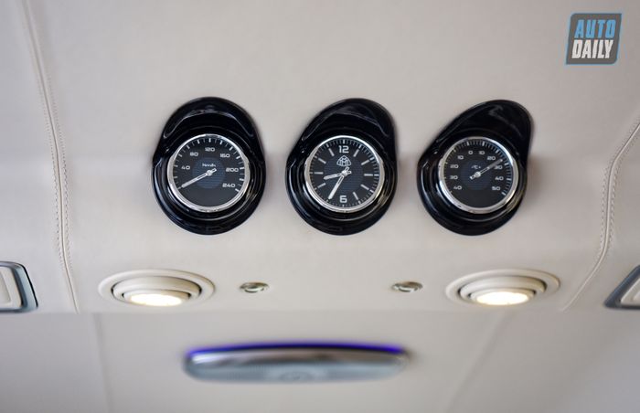 Mercedes-Maybach S650 Pullman - Sedan siêu sang dài 6,5 mét trên phố Hà Nội Limousine sang trọng dành cho 'Chủ tịch' Mercedes-Maybach S650 Pullman đẳng cấp như thế nào? dsc-0933.jpg