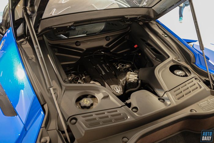 Maserati MC20 chính hãng đầu tiên về Việt Nam, có giá bán trên 16 tỷ đồng Maserati MC20 (21).jpg