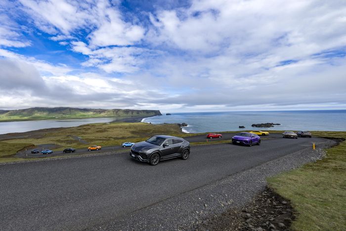 Khám phá băng đảo Iceland cùng dàn siêu SUV Lamborghini Urus lamborghini-urus-esperienza-avventura-5.jpg