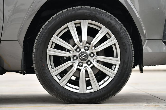 Thông tin chi tiết về Lexus LX600 Ultra Luxury 2022 nhập tư nhân về Việt Nam 280761435-1363061337531157-8906354799213520499-n.jpeg