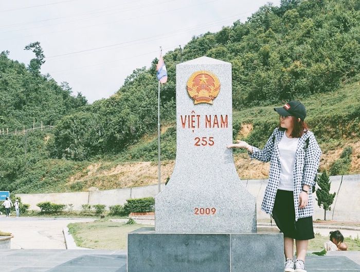 Khám phá Cửa khẩu Lóng Sập - Một điểm biên giới đầy trải nghiệm đặc sắc 2