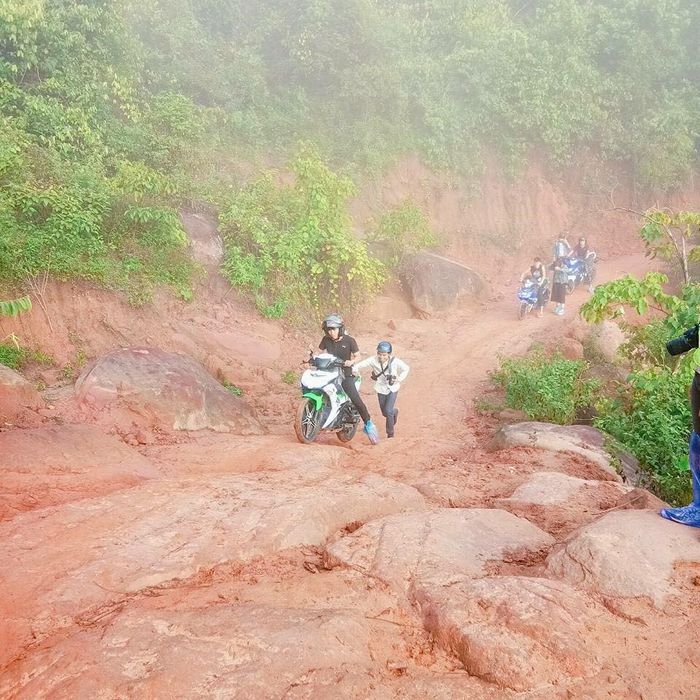 Thanh xuân không thể thiếu việc chinh phục 2 con đường Trekking ở Mộc Châu 7