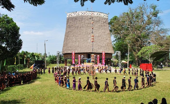 Thưởng ngoạn sức hút của Kon Tum với vẻ đẹp hoang sơ của núi rừng