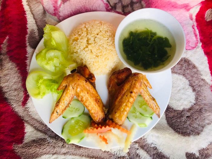 Dừng chân tại quán Cơm gà 501 Ure Kon Tum ngon nức tiếng 5