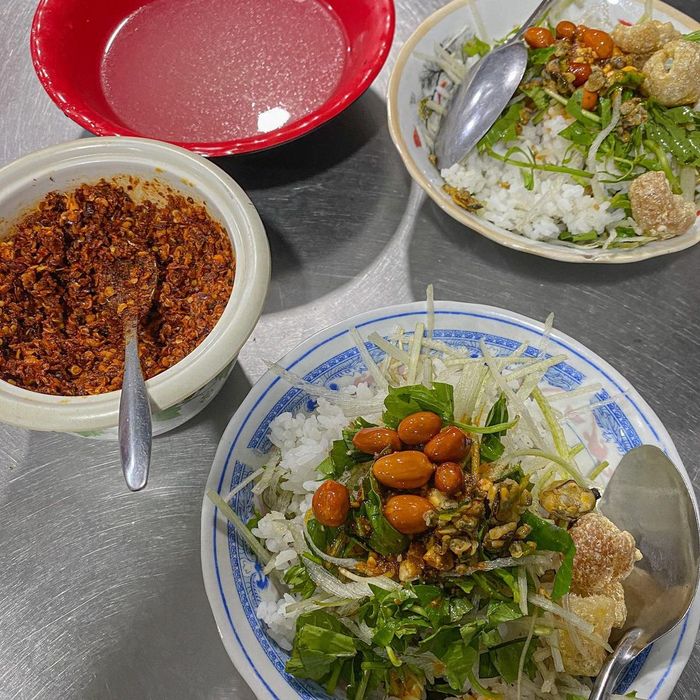 Bắt đầu ngày mới với các món ăn sáng Huế đa dạng 6