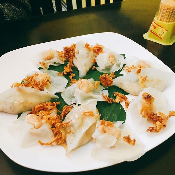 Top 10 món ăn vặt Hội An ngon lạc lối 9