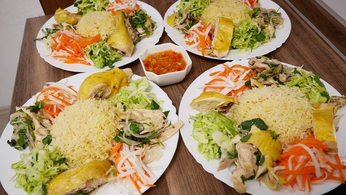 Top 10 món ăn vặt Hội An ngon lạc lối 15