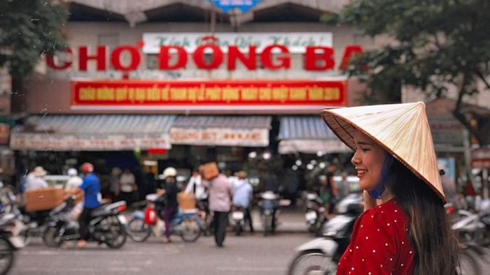 Du lịch Huế Tết Nguyên Đán 2024, bạn nên khám phá những điểm đến và thưởng thức những trải nghiệm độc đáo.