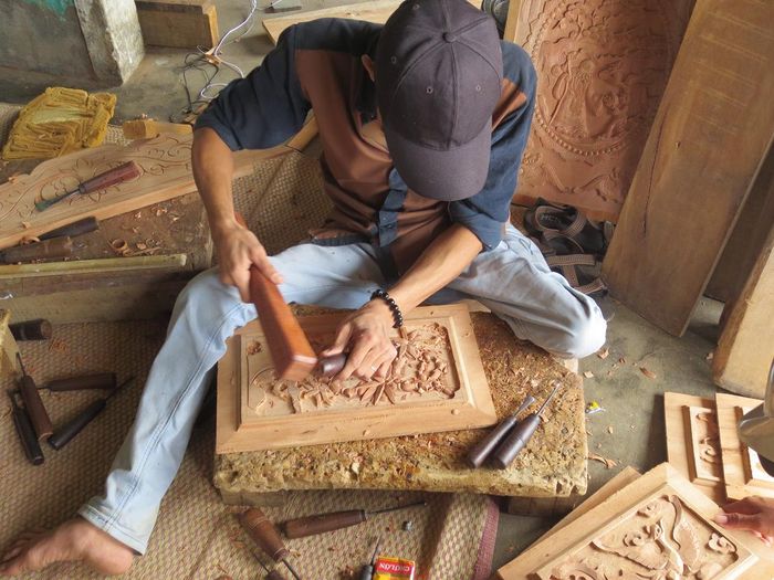 Khám phá quy trình sản xuất sản phẩm thủ công đẹp mắt tại xưởng thủ công mỹ nghệ Hội An 23