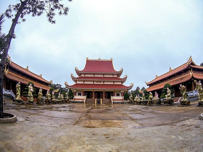 Chùa Khánh Lâm, nơi tìm về bình yên cho tâm hồn thư thái 2