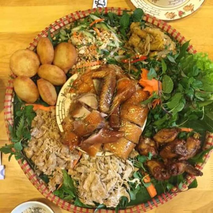 Dừng chân tại Quán Quang Thắng – Thưởng thức hương vị Tây Bắc đặc trưng