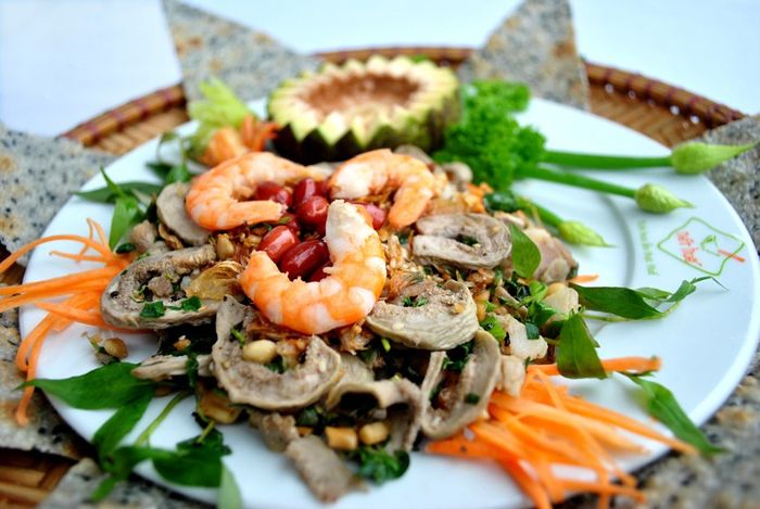 Mọi thông tin cần biết về món vả trộn Huế 4
