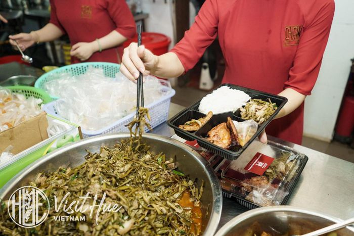 Hãy đến ngay Quán cơm Chạn để thưởng thức cơm niêu đong đầy hương vị kí ức 9