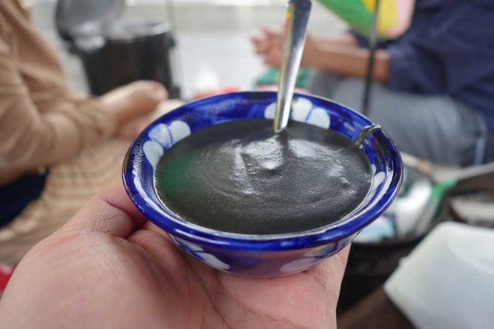 Top 10 món ăn vặt Hội An ngon lạc lối 23