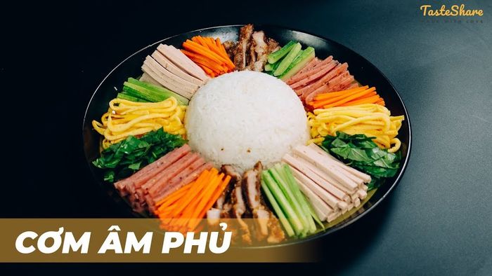 Trong giấc mơ, Người Âm Phủ bay đến Cố Đô thưởng thức Cơm Âm Phủ Huế 3.