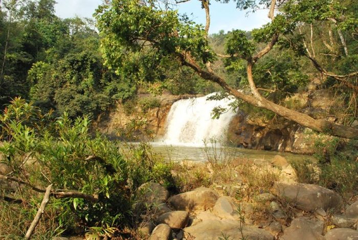 Thác Đắk Ke - điểm du lịch thư giãn tại Kon Tum