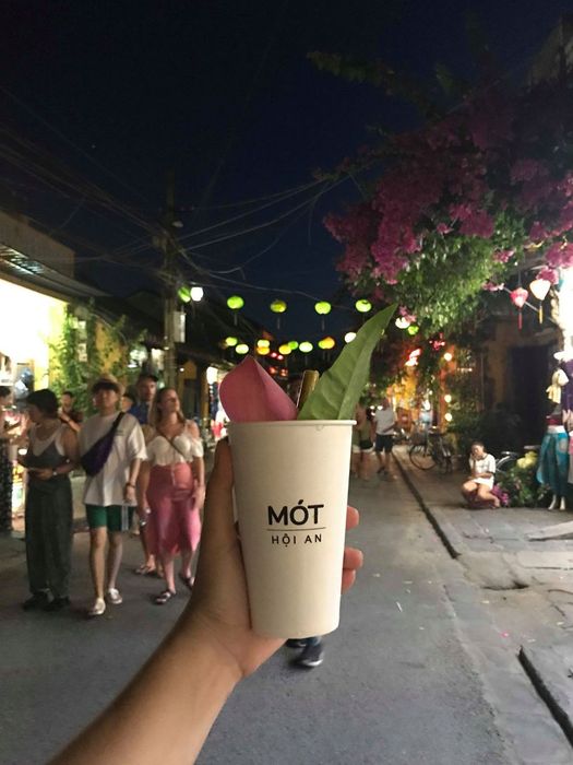 Top 10 món ăn vặt Hội An ngon lạc lối 4