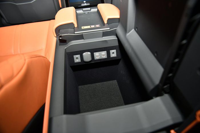 Thông tin chi tiết về Lexus LX600 Ultra Luxury 2022 nhập tư nhân về Việt Nam 281822560-1363061430864481-964313734215679993-n.jpeg