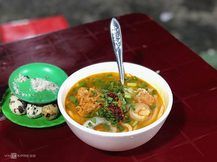 Mở đầu ngày mới với các món ăn sáng Huế đặc sắc 5