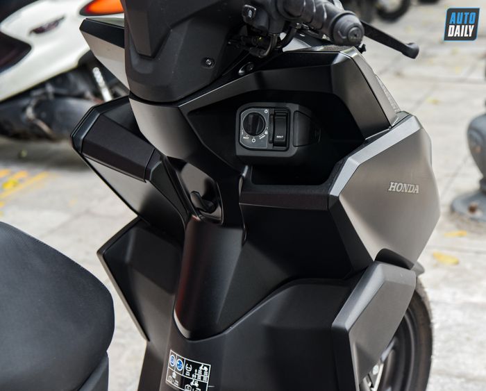 Khám phá chi tiết Honda Vario 160 2022 chỉ với giá 65 triệu tại Hà Nội adt-1539.jpg