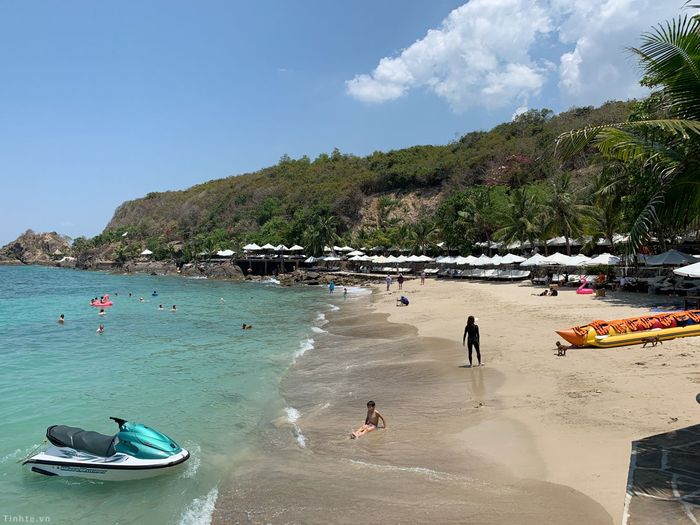 Dốc Lết Nha Trang - Bãi biển xinh đẹp nằm gần cực Đông tổ quốc 6