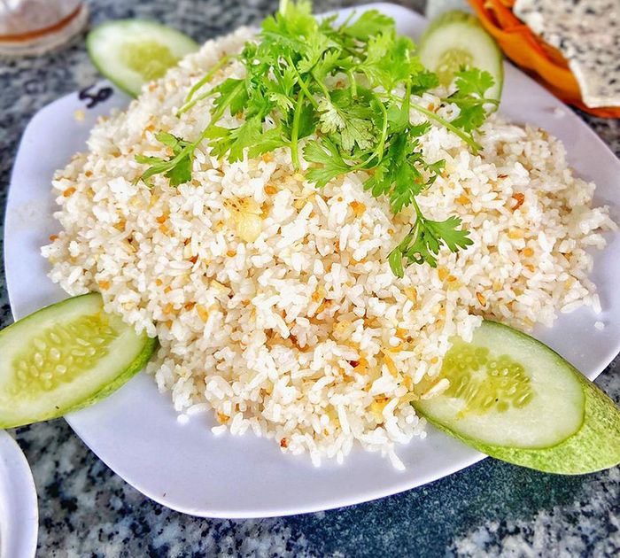 Địa điểm quán ốc đa dạng ở Nha Trang, lý tưởng cho buổi gặp gỡ bạn bè 6