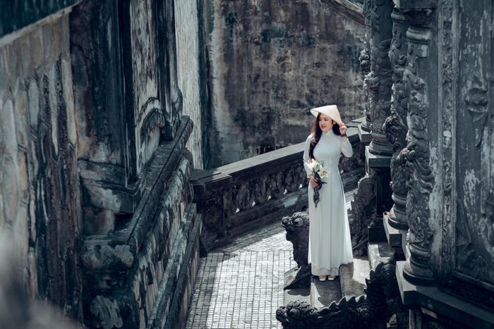 Vẻ đẹp huyền bí của Lăng Khải Định kết hợp với nét cổ kính