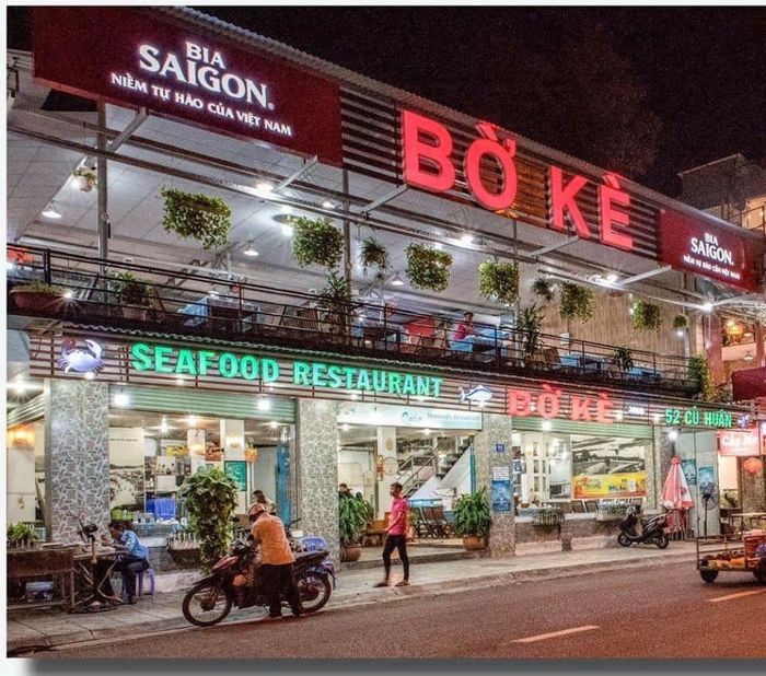 Khám phá hương vị hải sản Nha Trang tại quán Bờ Kè