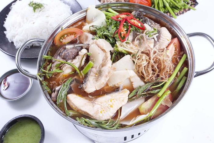 Hãy ghé thăm Ngay Nhà hàng Hoàng Sa ở trung tâm thành phố Nha Trang