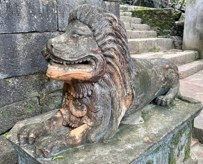 Chùa Bích Động - Ngôi chùa cổ độc đáo trên dãy Trường Yên 6