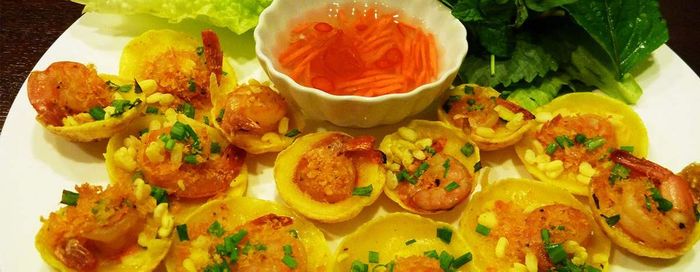 Chắt chiu 10 điểm bánh căn Nha Trang thơm ngon chinh phục lòng khách 3