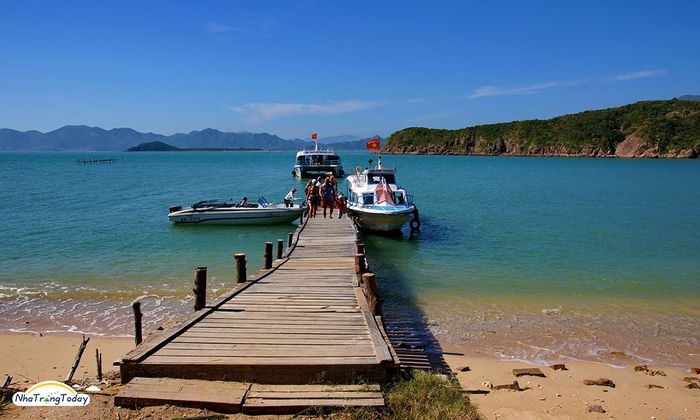 Hòn Thị Nha Trang - Hòn ngọc với vẻ đẹp hoang sơ nằm ở phía Bắc của thành phố biển 3
