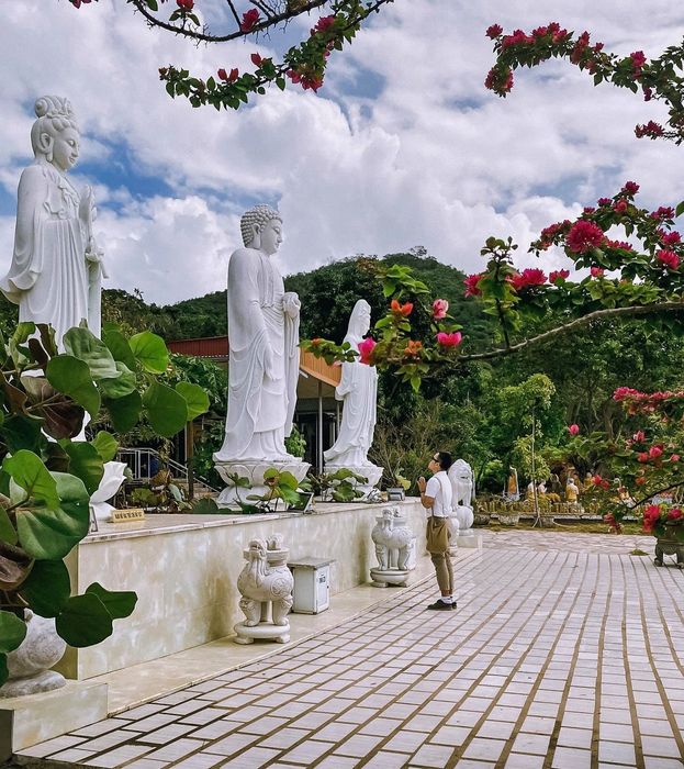 Một chút bình yên đầu năm cùng Cường Quốc Phạm tại Chùa Ba Đảo Nha Trang 14