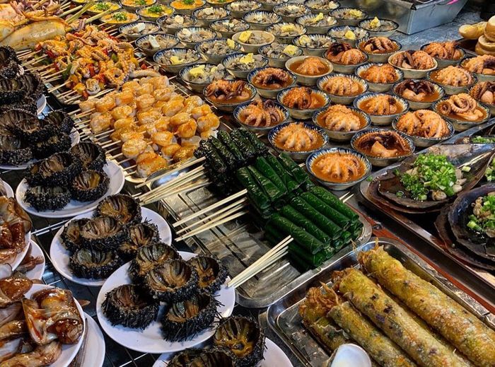Chia sẻ kinh nghiệm khám phá chợ đêm Nha Trang dành cho du khách lần đầu đến 6