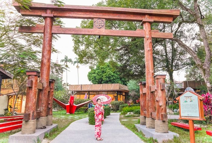 Cổng Torii Nhật Bản - Con đường dẫn lối đến thế giới của các vị thần 4