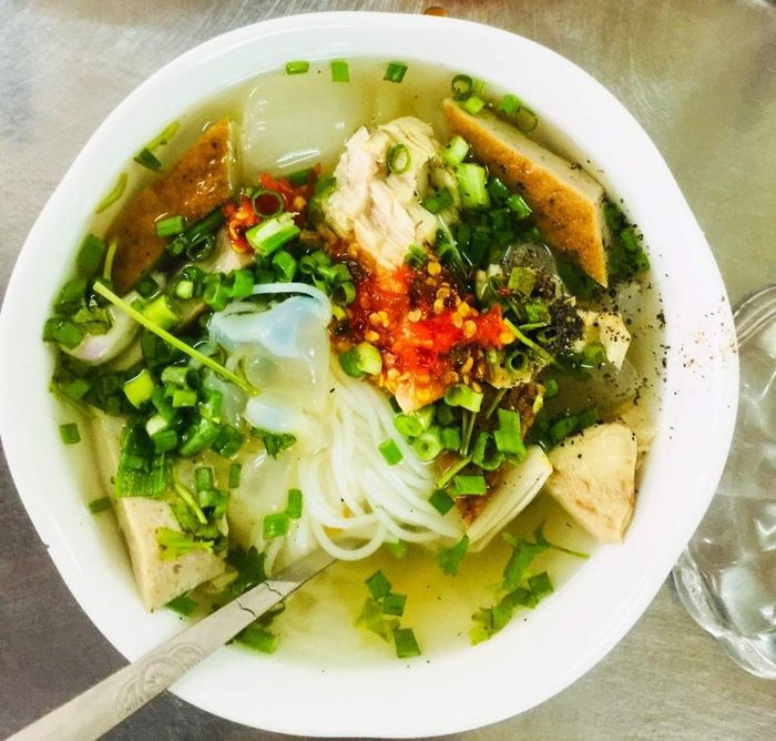 Bát bún chả cá - Hương vị biển Nha Trang đậm đà