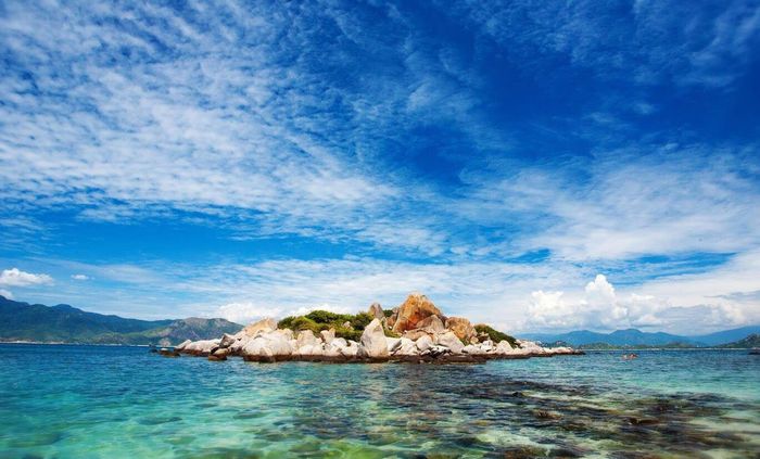 Kinh nghiệm du lịch bụi Nha Trang vô cùng hữu ích cho những ai yêu thích khám phá. 7