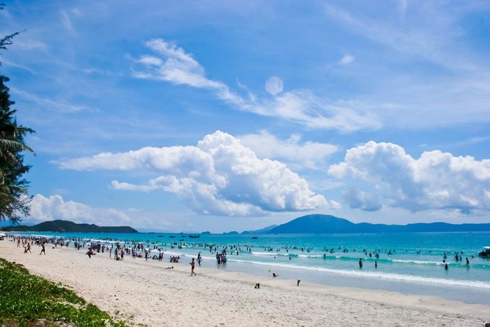 Dốc Lết Nha Trang - Bãi biển xinh đẹp nằm gần cực Đông của tổ quốc