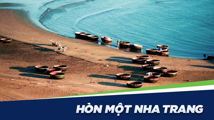 Hòn Một - Làng chài nhỏ yên bình, thơ mộng nằm bên thành phố Nha Trang sôi động 2
