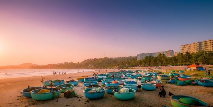 Bãi đá Ông Địa, miền biển hoang sơ kết nối với câu chuyện hấp dẫn 7