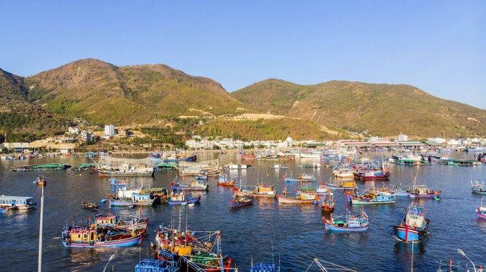 Thả mình vào con đường mơ mộng ở Nha Trang - Điểm check-in mới lạ qua bộ ảnh của Cường Quốc Phạm 17