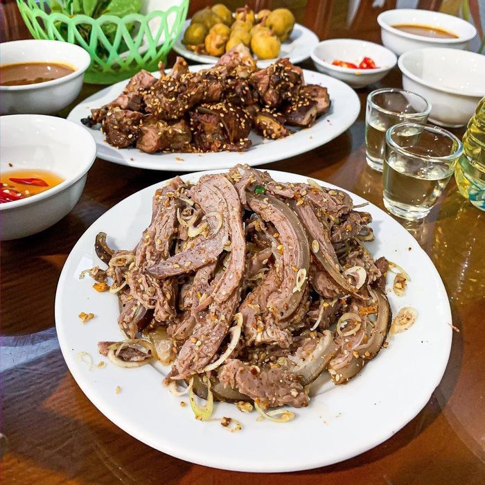 Những quán dê ngon Ninh Bình nổi tiếng không thể bỏ qua