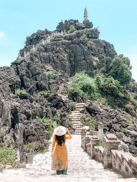 Trải nghiệm vui vẻ tại Tràng An, đừng quên lưu lại bài viết này.